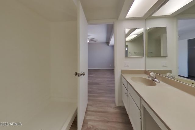 1010 W BLACKHAWK Drive, Phoenix, AZ 85027