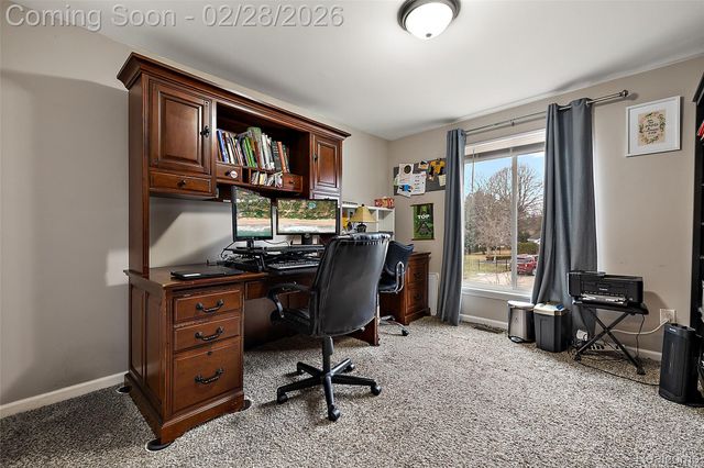 39254 E Royal Doulton Boulevard, Clinton Charter Township, MI 48038