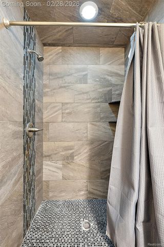 39254 E Royal Doulton Boulevard, Clinton Charter Township, MI 48038