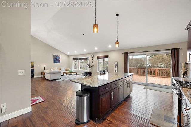 39254 E Royal Doulton Boulevard, Clinton Charter Township, MI 48038