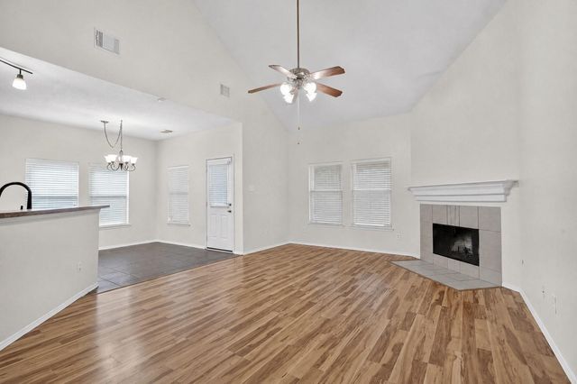 20339 Mammoth Falls Drive, Tomball, TX 77375