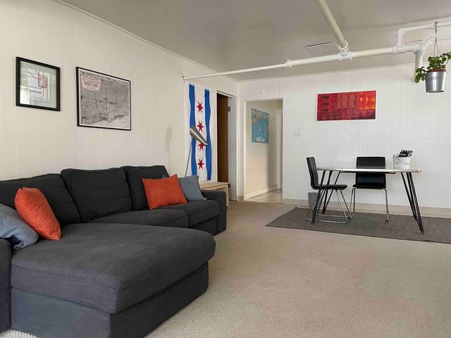 3656 N Central Park Avenue G, Chicago, IL 60618