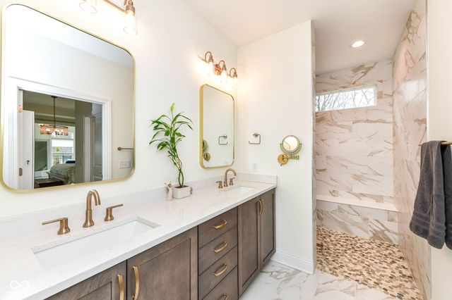 11362 Neptune Drive, Fishers, IN 46040