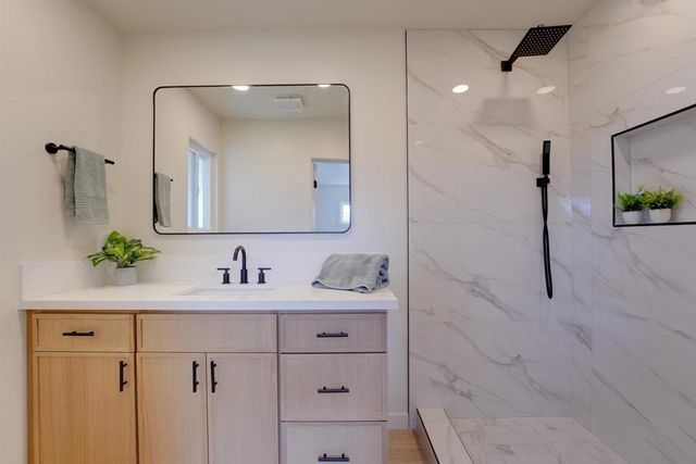 9645 Jimzel, La Mesa, CA 91942