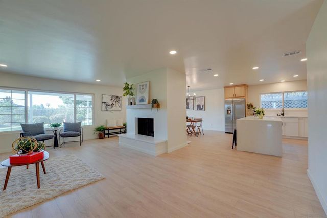 9645 Jimzel, La Mesa, CA 91942