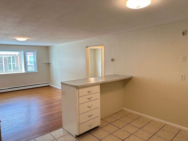 49 Laighton St 4, Lynn, MA 01902