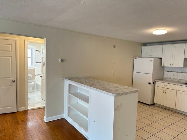 49 Laighton St 4, Lynn, MA 01902