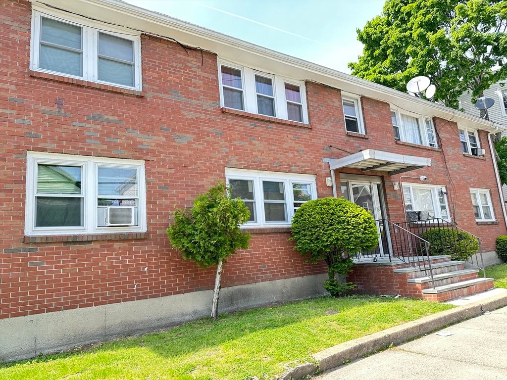 49 Laighton St 4, Lynn, MA 01902