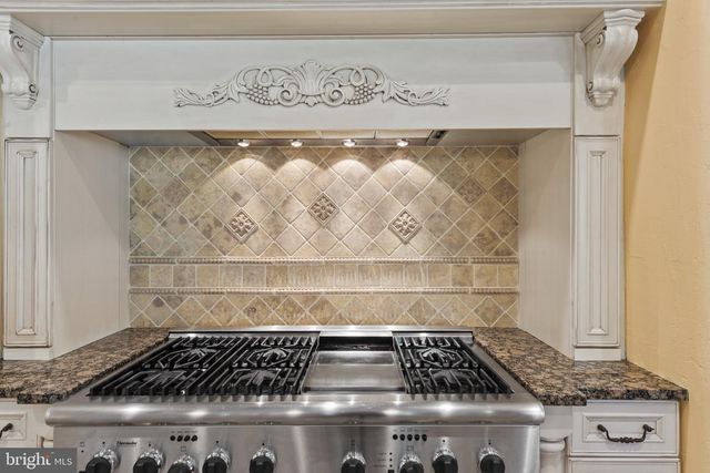7810 RUXWOOD RD, Ruxton, MD 21204
