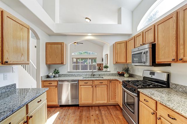 7312 Desert Eagle Road NE, Albuquerque, NM 87113