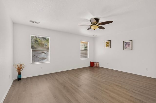 7312 Desert Eagle Road NE, Albuquerque, NM 87113