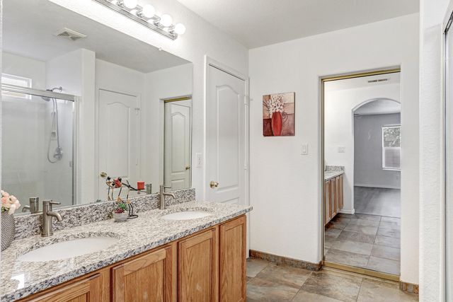 7312 Desert Eagle Road NE, Albuquerque, NM 87113