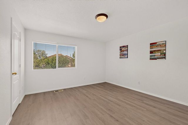 7312 Desert Eagle Road NE, Albuquerque, NM 87113