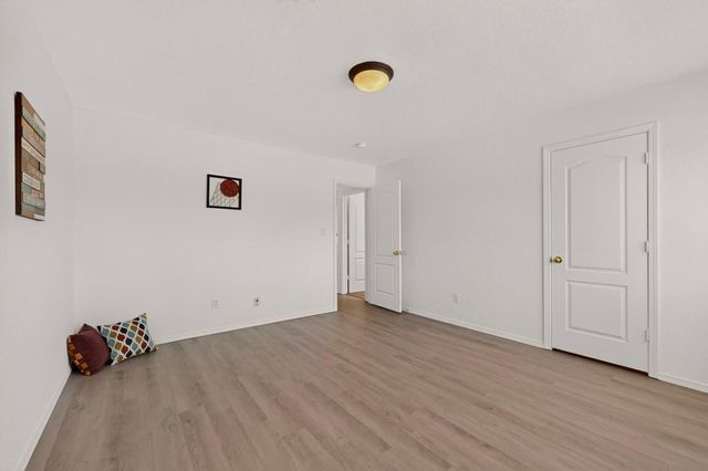 7312 Desert Eagle Road NE, Albuquerque, NM 87113