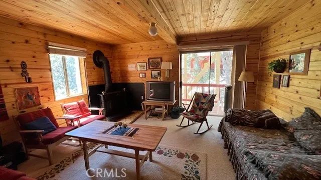 33474 Angeles Drive, Green Valley Lake, CA 92341