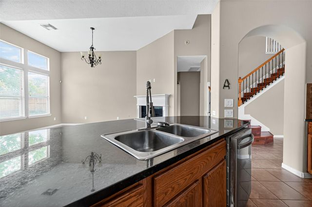 16919 Creek Mountain Drive, Houston, TX 77084