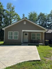 1351 Ontario Drive, Kannapolis, NC 28083