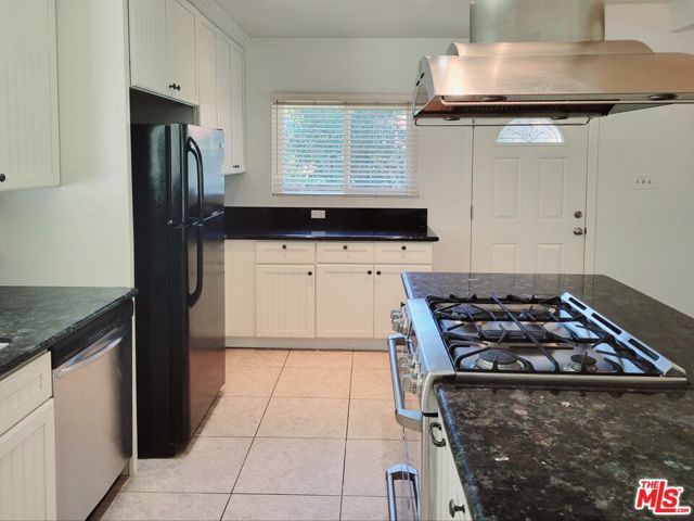 25353 Oak Street, Lomita, CA 90717