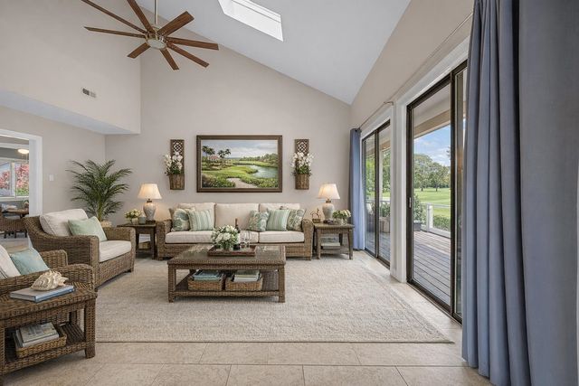 3814 Palmetto Dr., Myrtle Beach, SC 29577