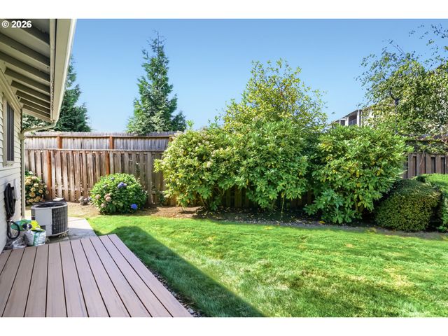16615 Ne HALSEY St, Portland, OR 97230