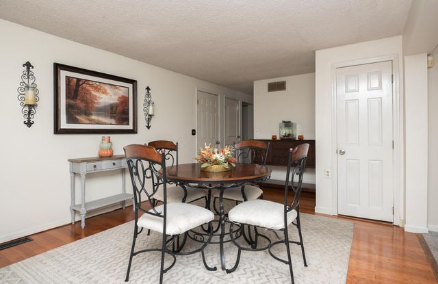 407 Denison Avenue, Columbus, OH 43230