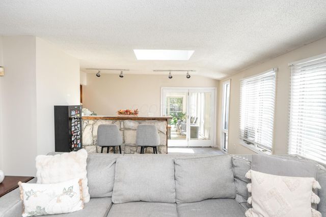 407 Denison Avenue, Columbus, OH 43230