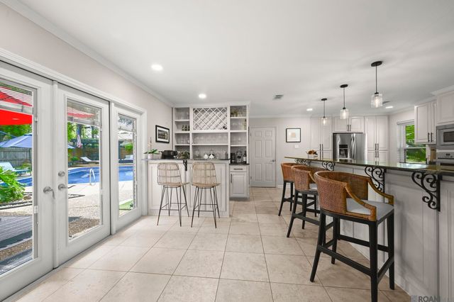 1300 Wellington Dr, Baton Rouge, LA 70815