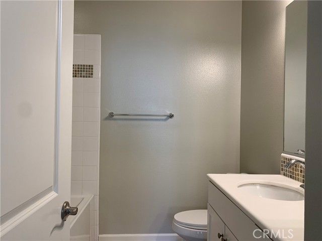 79 CITY STROLL, Irvine, CA 92620