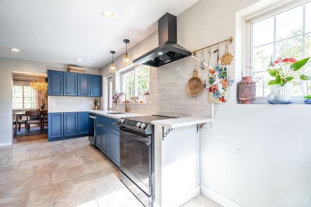 1955 Hunt Road, Reading, OH 45215