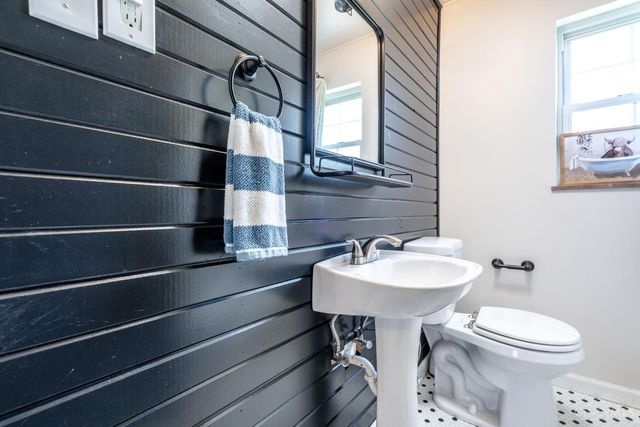 1955 Hunt Road, Reading, OH 45215