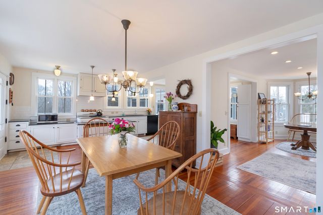 397 Moose Hill Road, Guilford, CT 06437