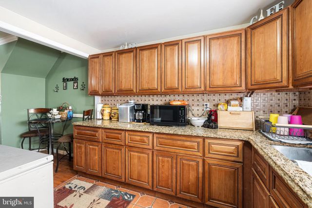 228 BARTLETT AVE, Sharon Hill, PA 19079