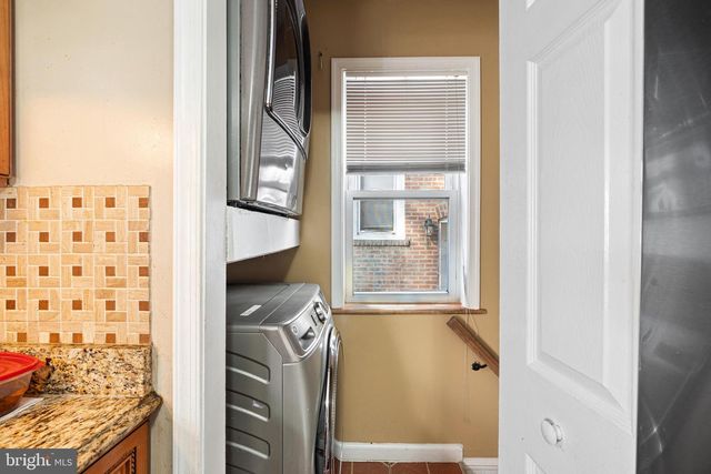 228 BARTLETT AVE, Sharon Hill, PA 19079