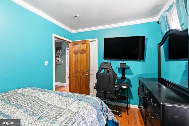 228 BARTLETT AVE, Sharon Hill, PA 19079