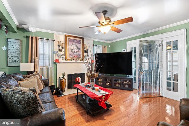 228 BARTLETT AVE, Sharon Hill, PA 19079