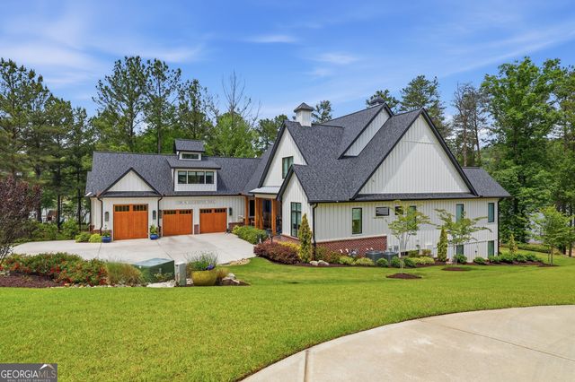 1198 N Edgewater Trail, Toccoa, GA 30577