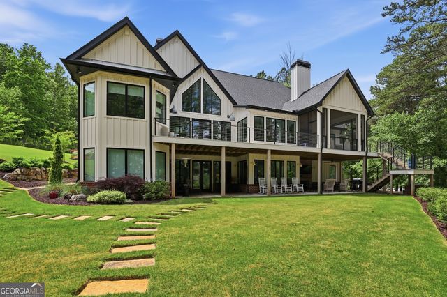 1198 N Edgewater Trail, Toccoa, GA 30577