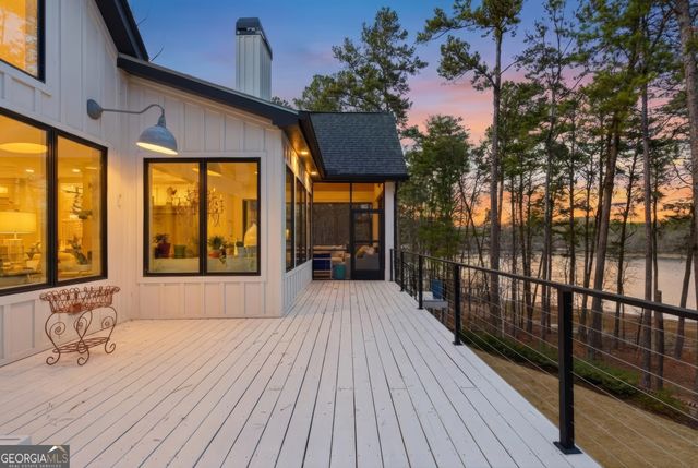 1198 N Edgewater Trail, Toccoa, GA 30577