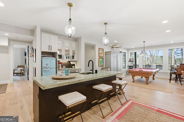 1198 N Edgewater Trail, Toccoa, GA 30577