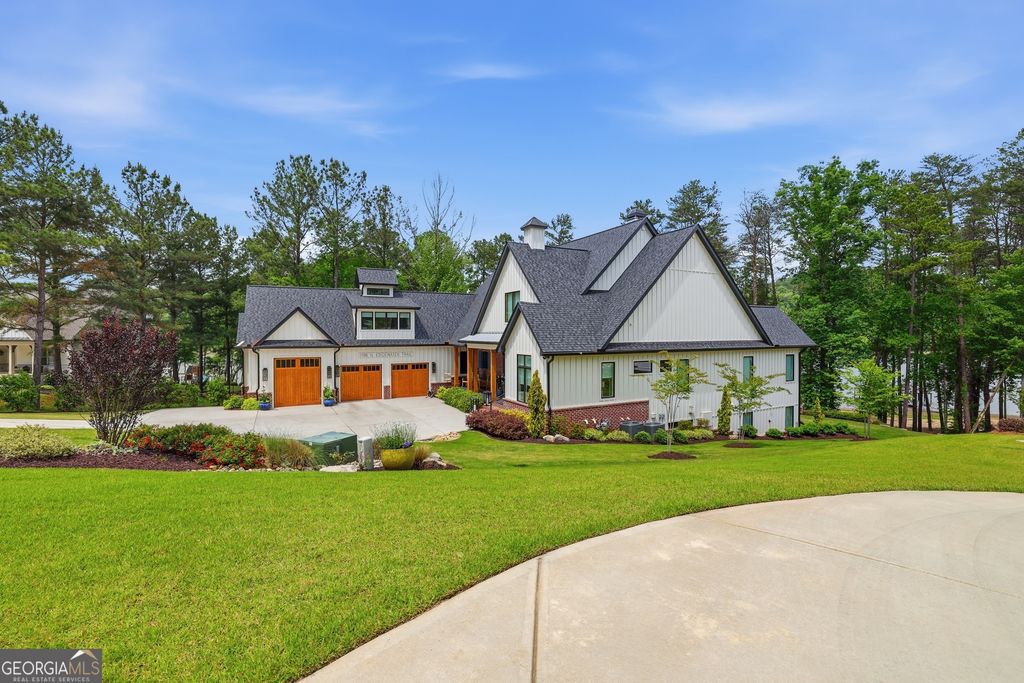 1198 N Edgewater Trail, Toccoa, GA 30577 — photo 2