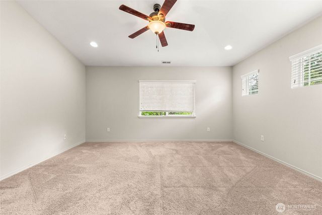 4200 Edgewater Boulevard NE, Lacey, WA 98516