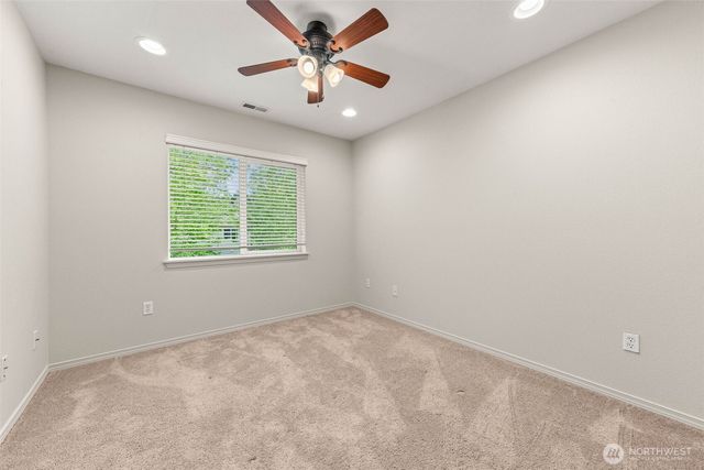 4200 Edgewater Boulevard NE, Lacey, WA 98516