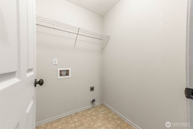 4200 Edgewater Boulevard NE, Lacey, WA 98516