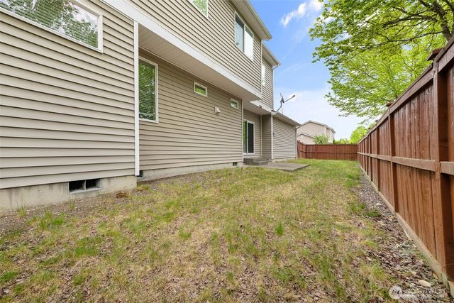 4200 Edgewater Boulevard NE, Lacey, WA 98516