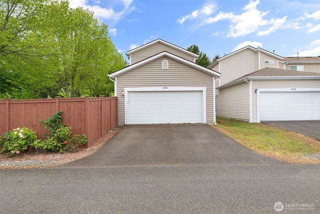 4200 Edgewater Boulevard NE, Lacey, WA 98516