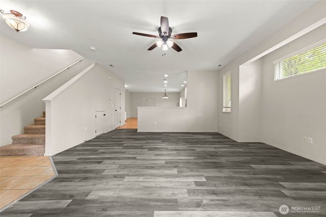 4200 Edgewater Boulevard NE, Lacey, WA 98516