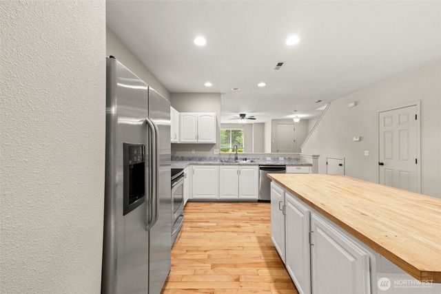 4200 Edgewater Boulevard NE, Lacey, WA 98516