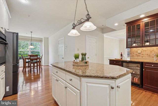 29 PENN CROSSING DR, East Norriton, PA 19401