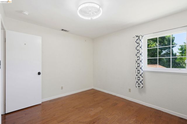 224 Sandy Cove Ln, Bay Point, CA 94565