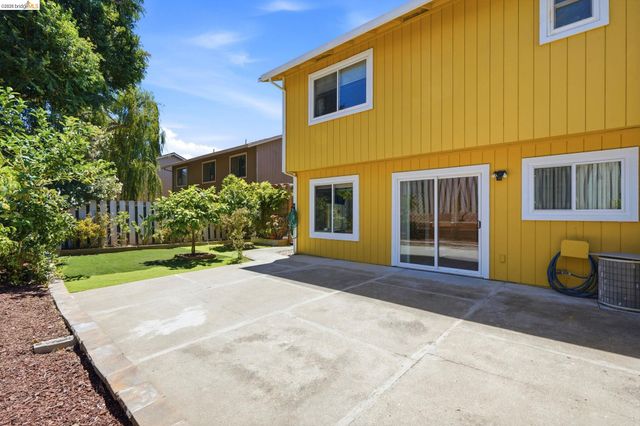 224 Sandy Cove Ln, Bay Point, CA 94565